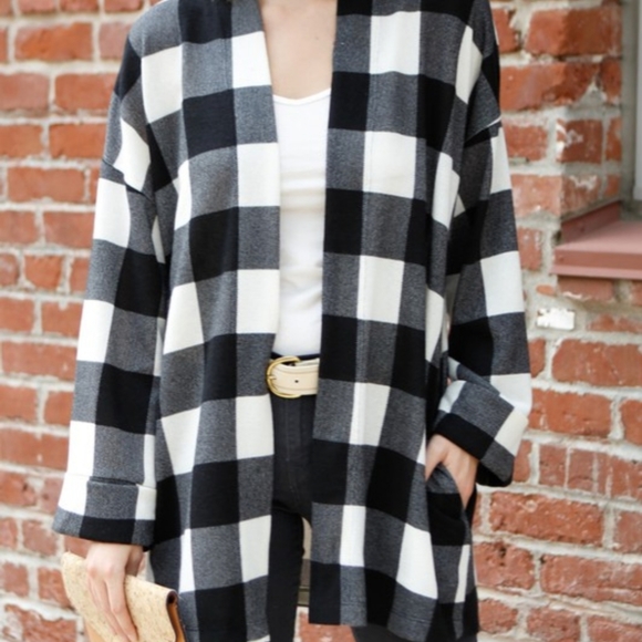 Buffalo Plaid Open Cardigan - Picture 5 of 6